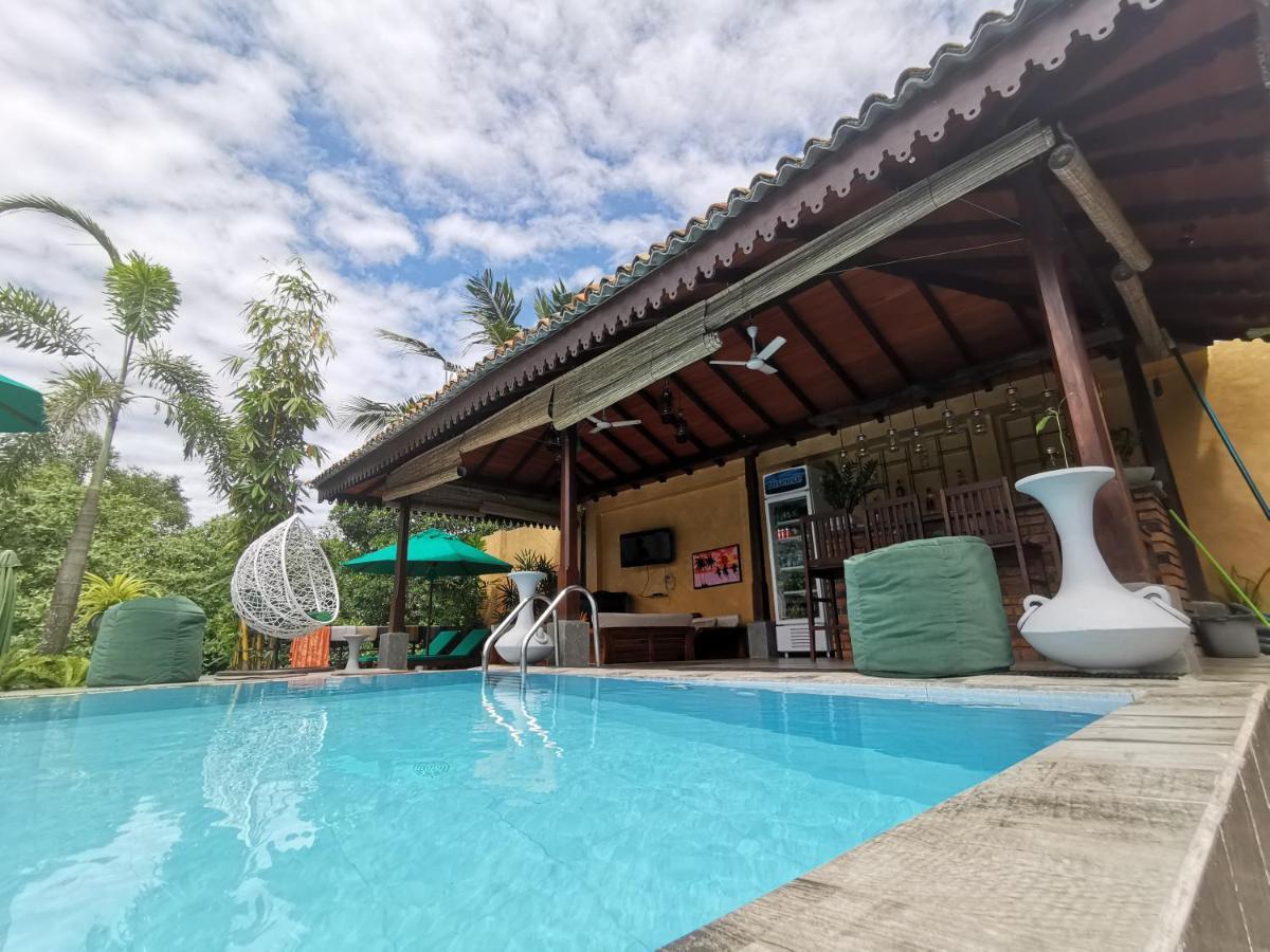 Nature Cabanas & Floating Restaurant كالي المظهر الخارجي الصورة