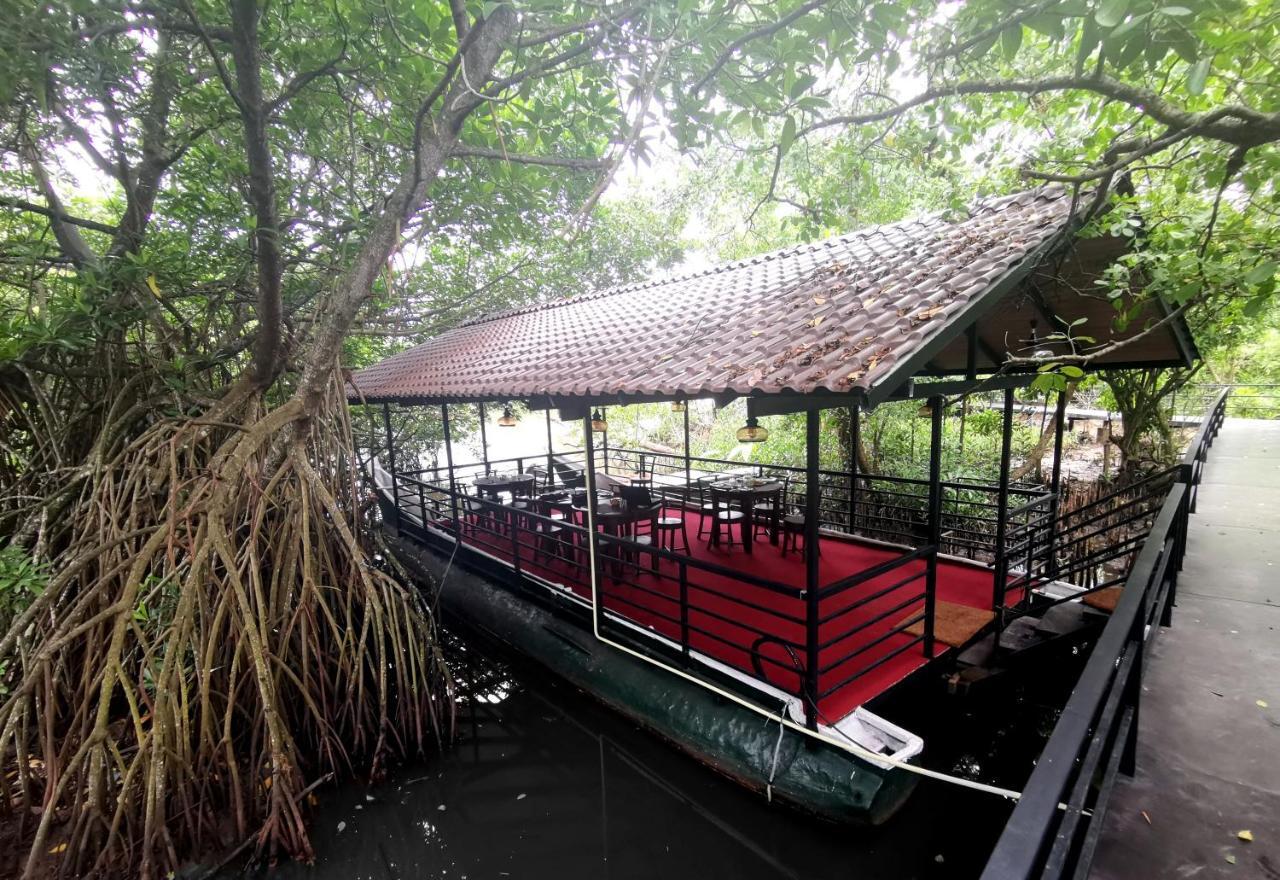 Nature Cabanas & Floating Restaurant كالي المظهر الخارجي الصورة